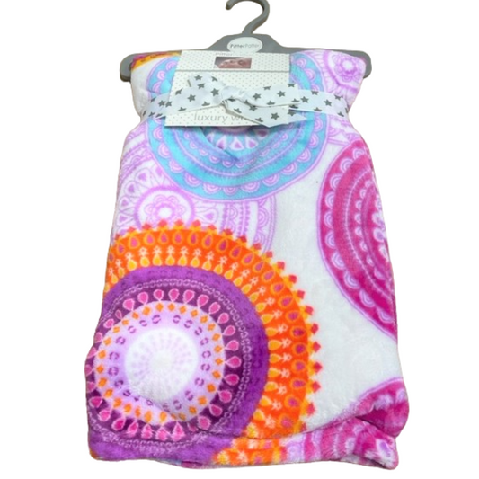 35035 BABIES LILAC PAISLEY FLEECE BLANKET